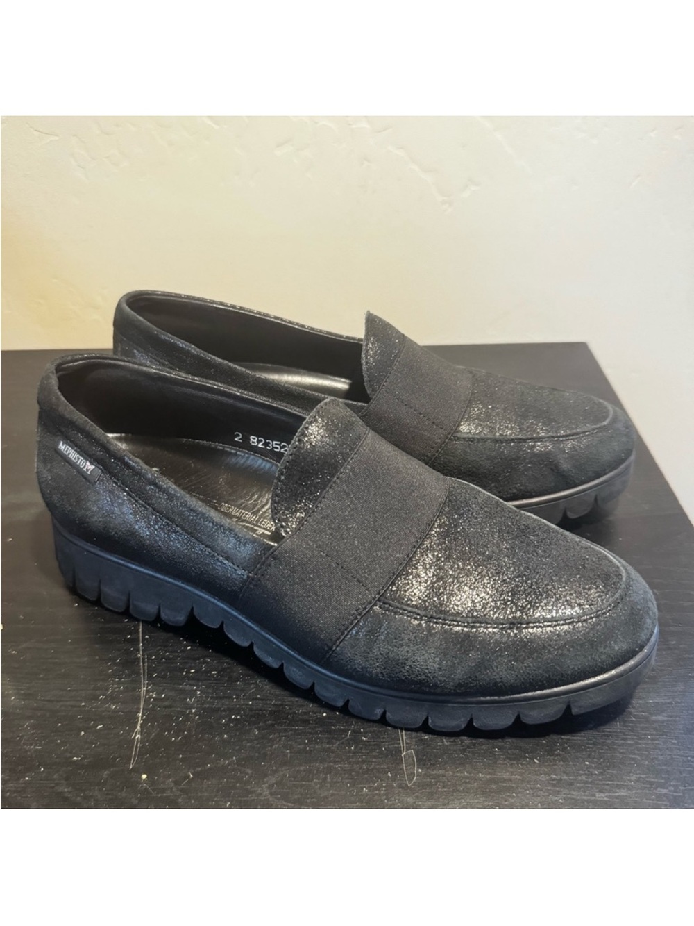 Mephisto Loriane Loafers in Black Metallic